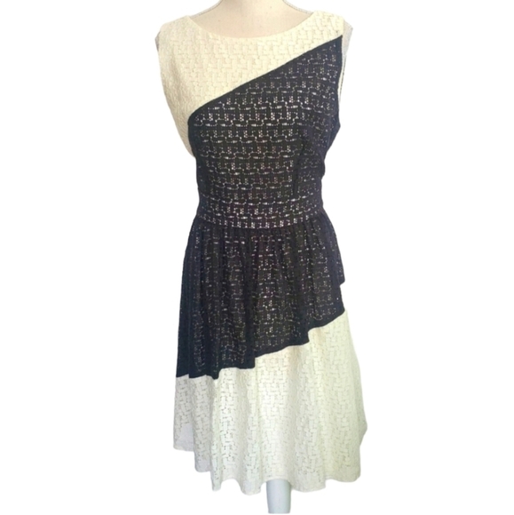 BLACK Saks Fifth Avenue Asymmetric Colorblock Lace Dress - Picture 2 of 10